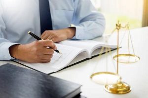 How Personal Injury Attorneys Help with Accident Claims