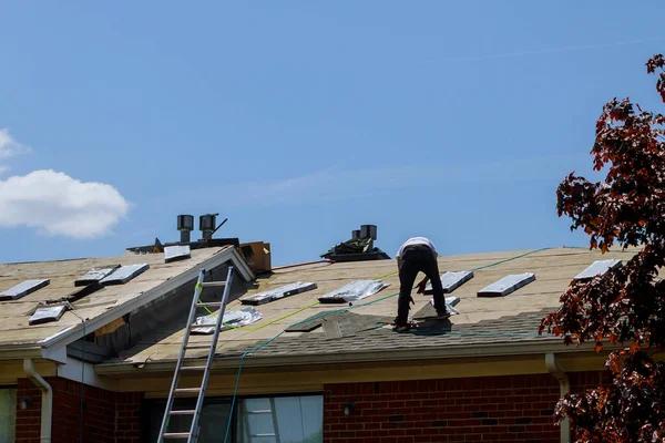 Common Roofing Problems That Lead to Replacement in Houston