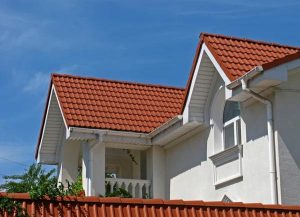 Say Goodbye to Roof Leaks with Moore’s Leading Contractor