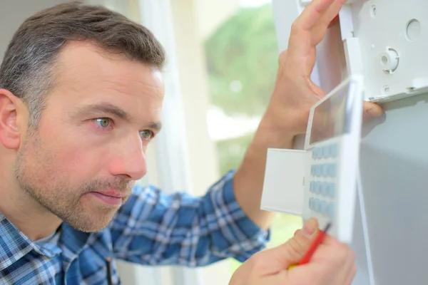 Top-Quality Burglar Alarm Installation for Peace of Mind