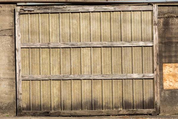 The Ultimate Homeowner’s Guide to Garage Door Malfunctions