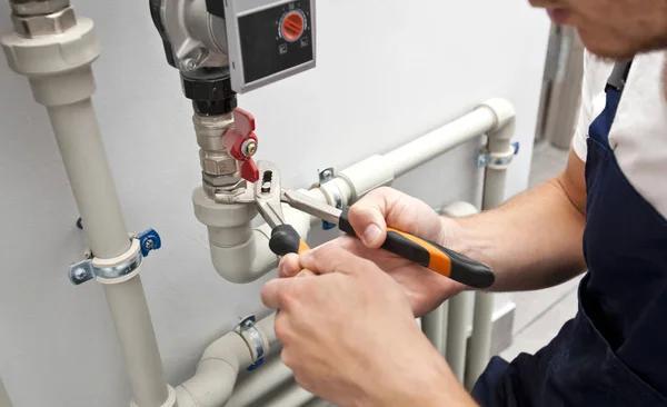 Affordable Plumber Service for Homes and Businesses